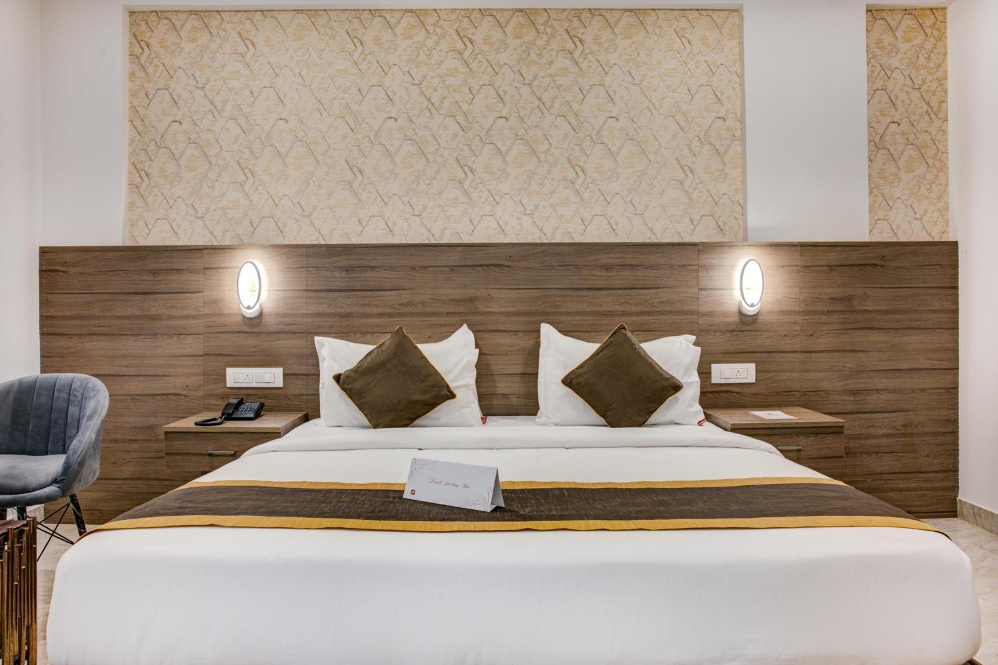 Hotel Sterling Inn Bangalore International Airport Yelahanka Exterior photo